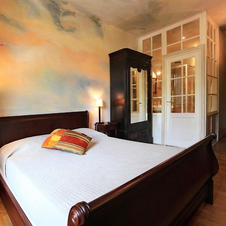 Bed and Breakfast La Maison De La Marine Канкаль Экстерьер фото