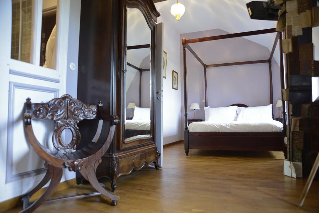 Bed and Breakfast La Maison De La Marine Канкаль Экстерьер фото